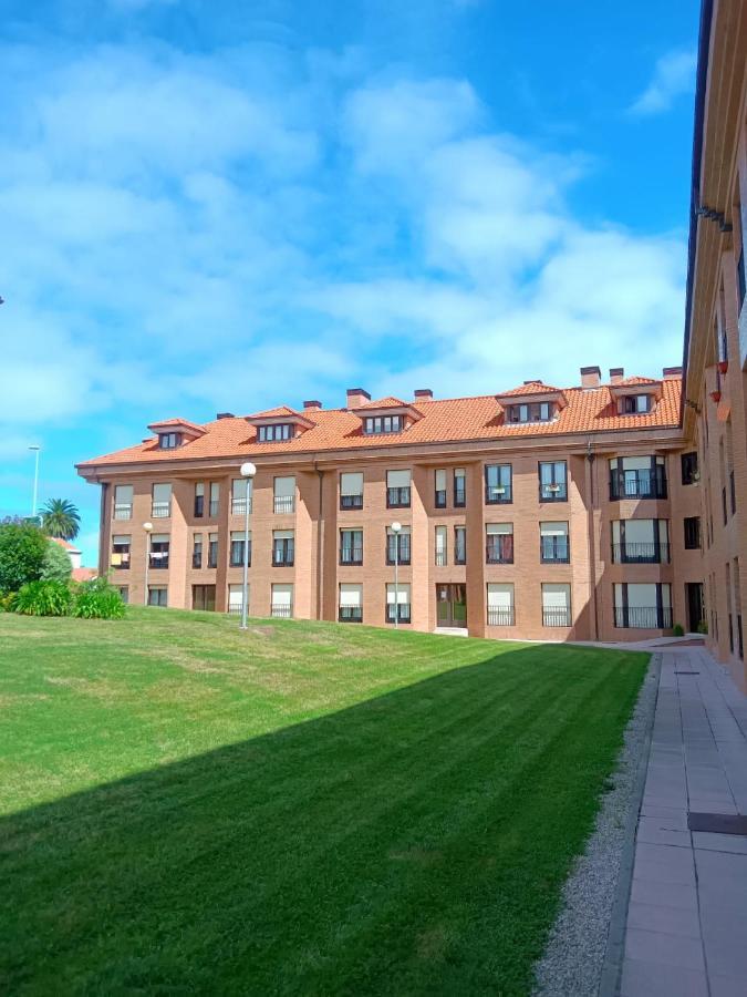 Ferienwohnung Alfaraz Avilés Exterior foto