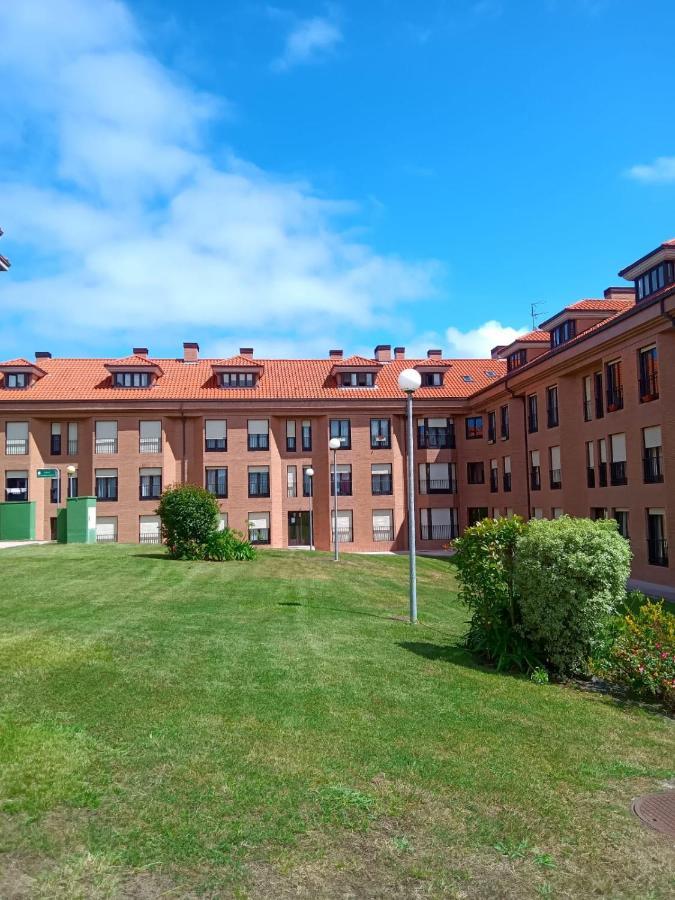 Ferienwohnung Alfaraz Avilés Exterior foto